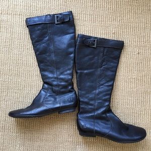 BORN black leather boots